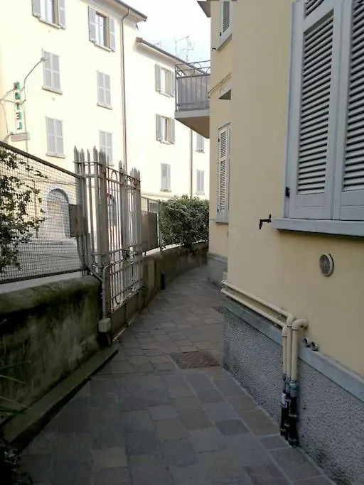 Al Molo 4 Apartment Como